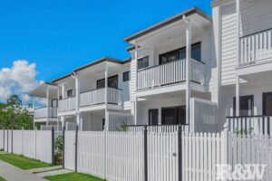 18/19 Springwood Street, Mount Gravatt East, QLD 4122