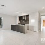 19 Pipet Crescent, Pallara, QLD 4110