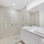 2/44 Rogers Parade West, Everton Park, QLD 4053
