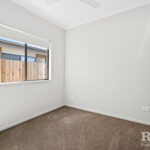 42 Rural Street, Park Ridge, QLD 4125