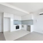 211/405 Neerim Road, Carnegie, VIC 3163