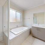 4 Helix Close, Spring Mountain, QLD 4300