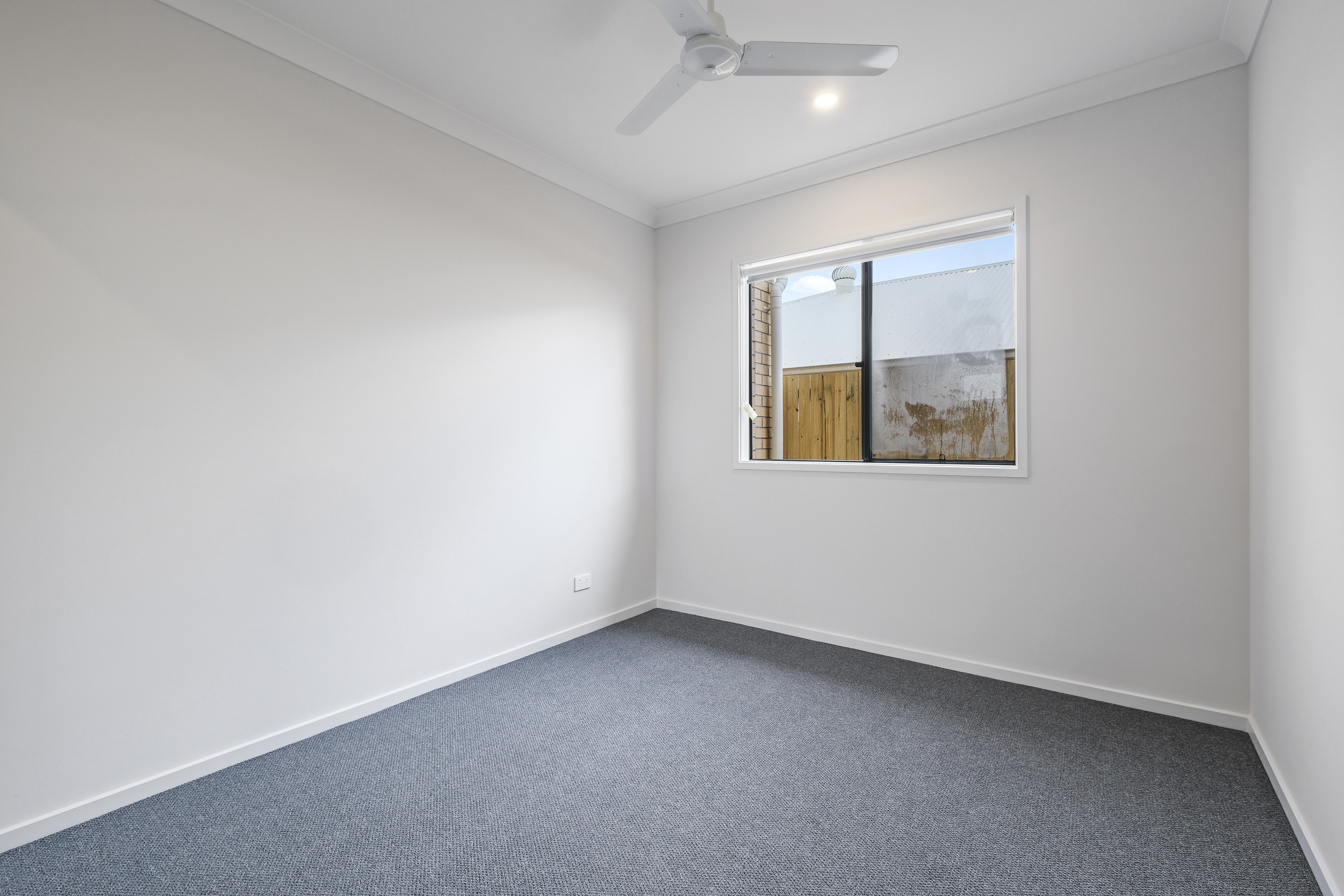 40 Mundaring Way, Spring Mountain, QLD 4300