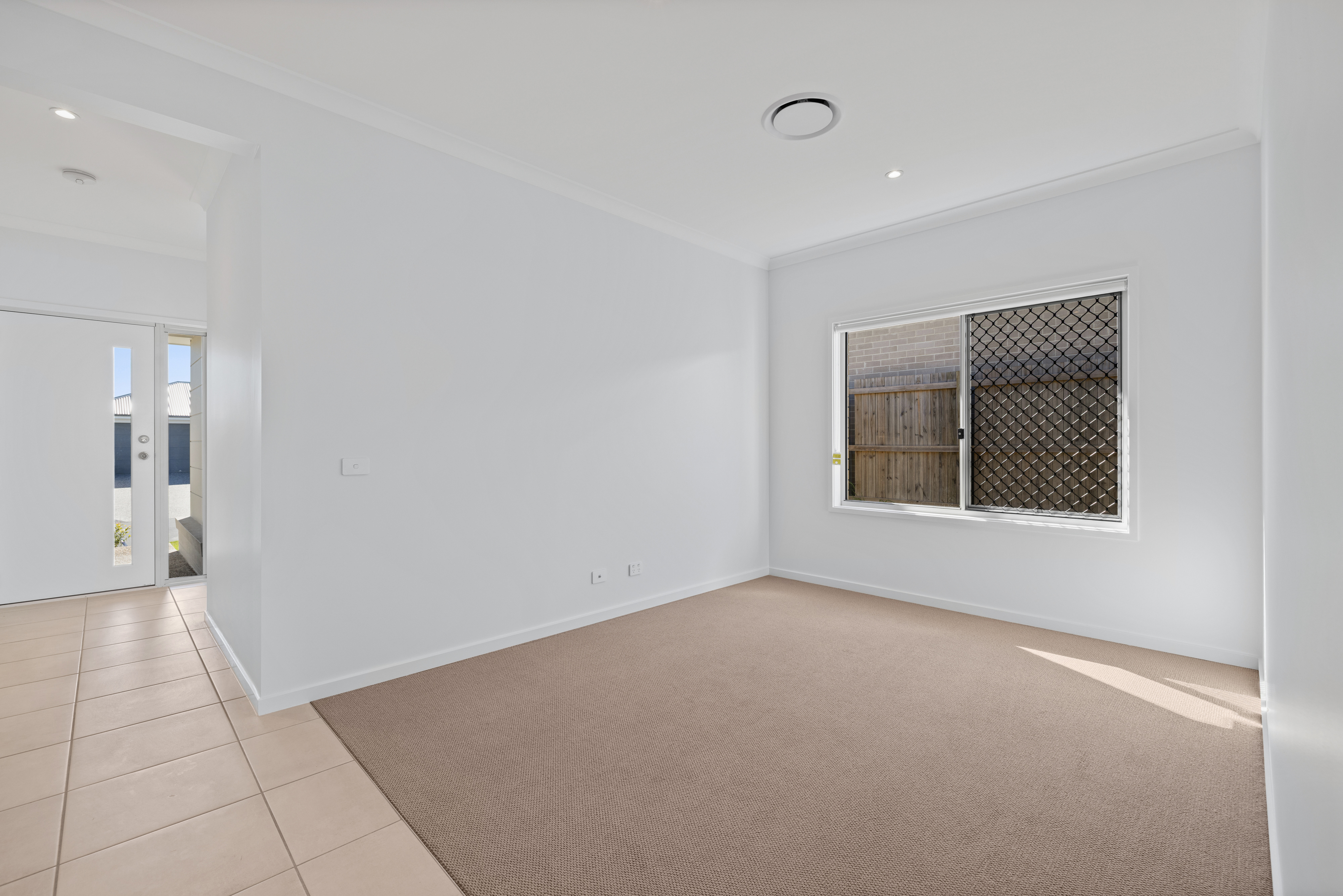 9 Alpine Street, Redland Bay, QLD 4165