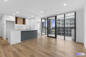 911/104 Easty Street, Phillip, ACT 2606