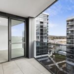 811/104 Easty Street, Phillip, ACT 2606