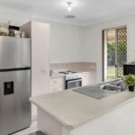 143 Middle Road, Hillcrest, QLD 4118