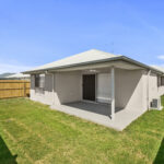 27 Davis Way, Walloon, QLD 4306