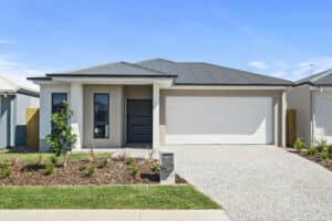 22 Davis Way, Walloon, QLD 4306