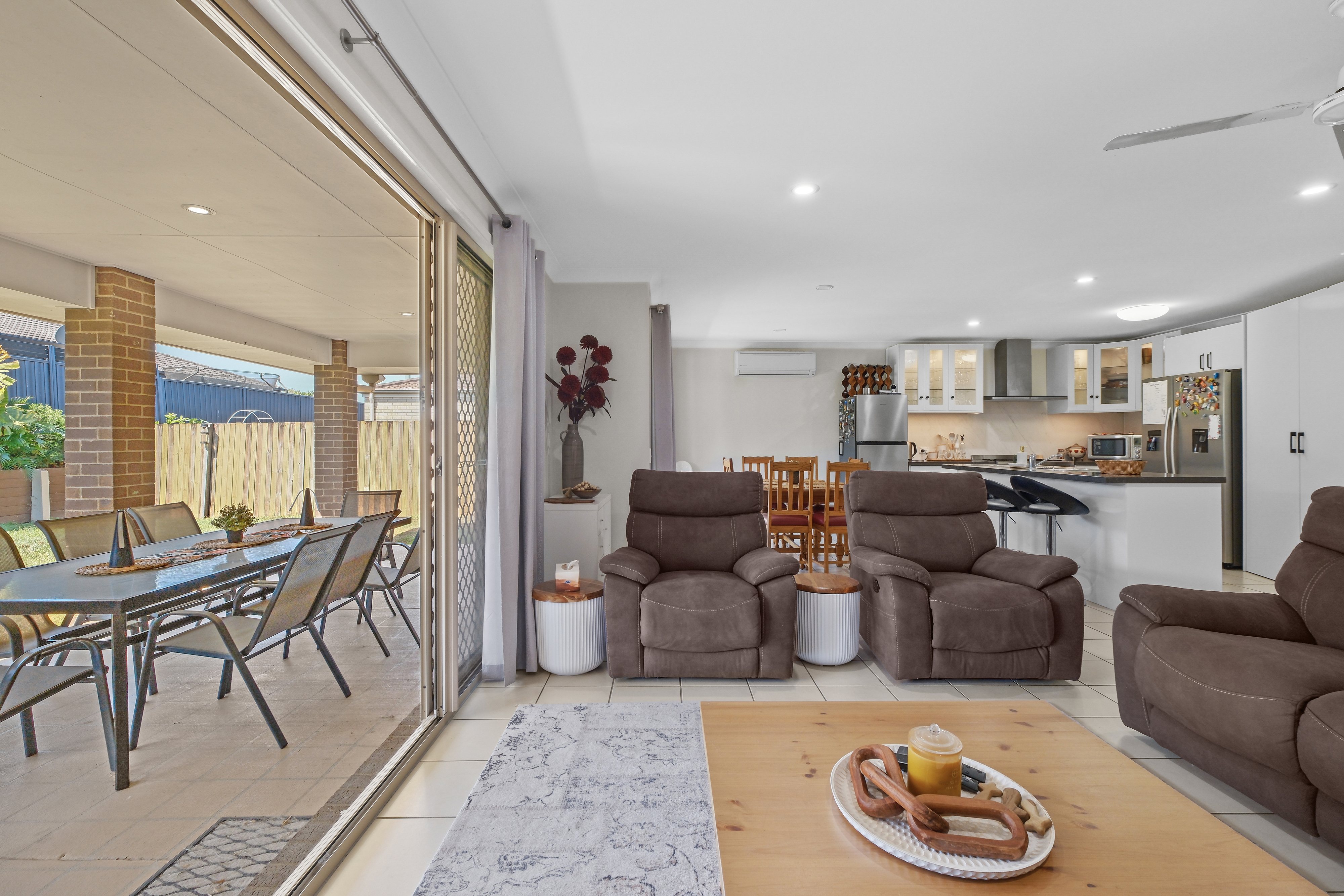 4 Hollywood Avenue, Bellmere, QLD 4510