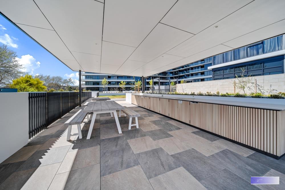 50/11 Irving Street, Phillip, ACT 2606
