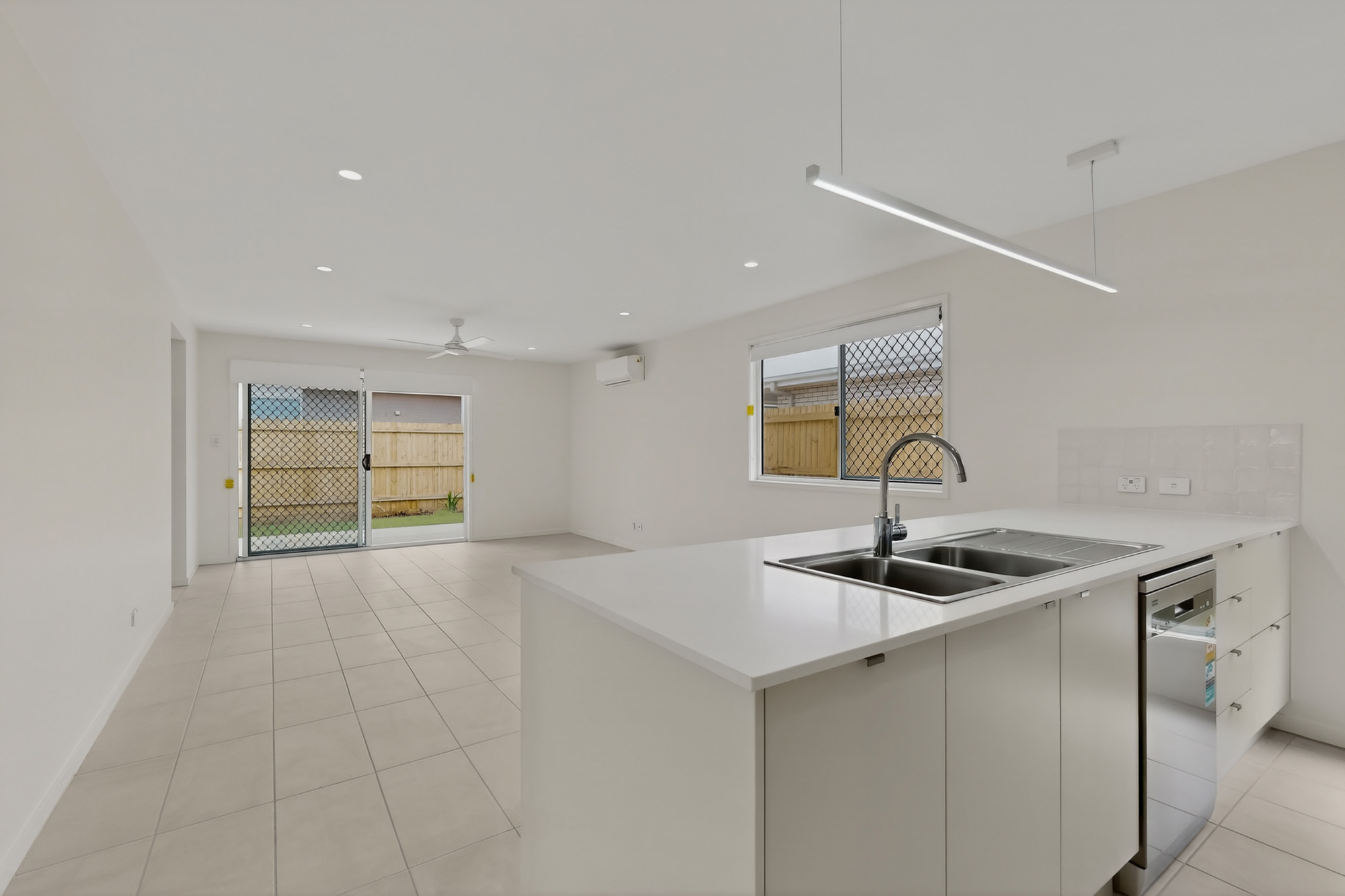 29 Sonder Street, White Rock, QLD 4306