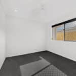 20 Flint Place, White Rock, QLD 4306