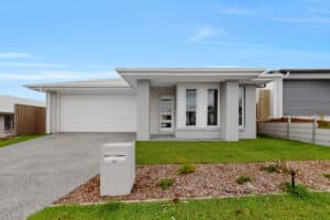 27 Hewett St, Walloon, QLD 4306