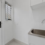 18 Flint Place, White Rock, QLD 4306