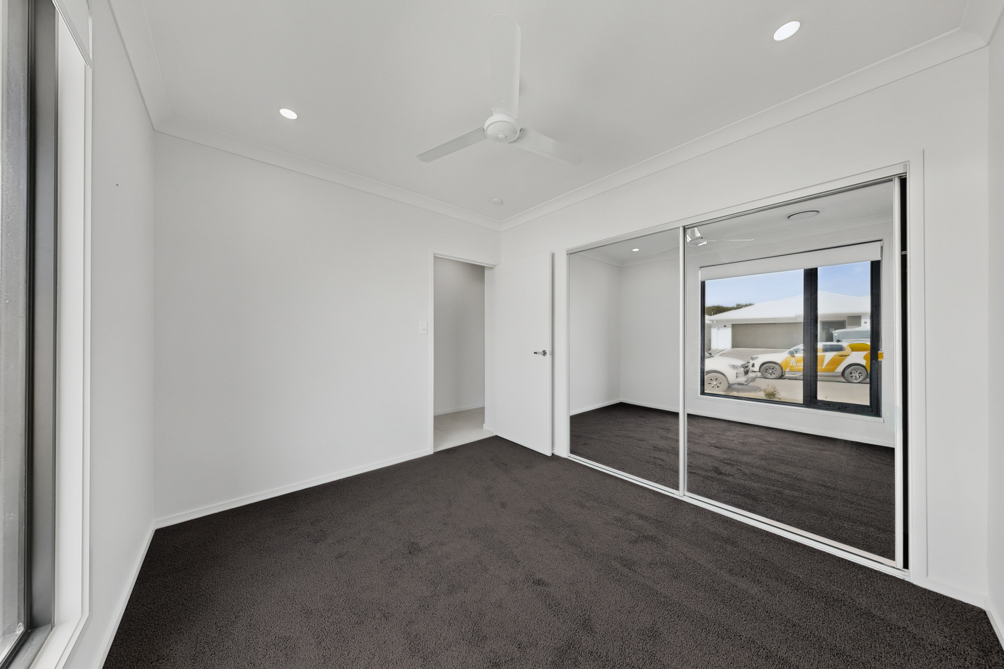 8 Califer Street, Morayfield, QLD 4506