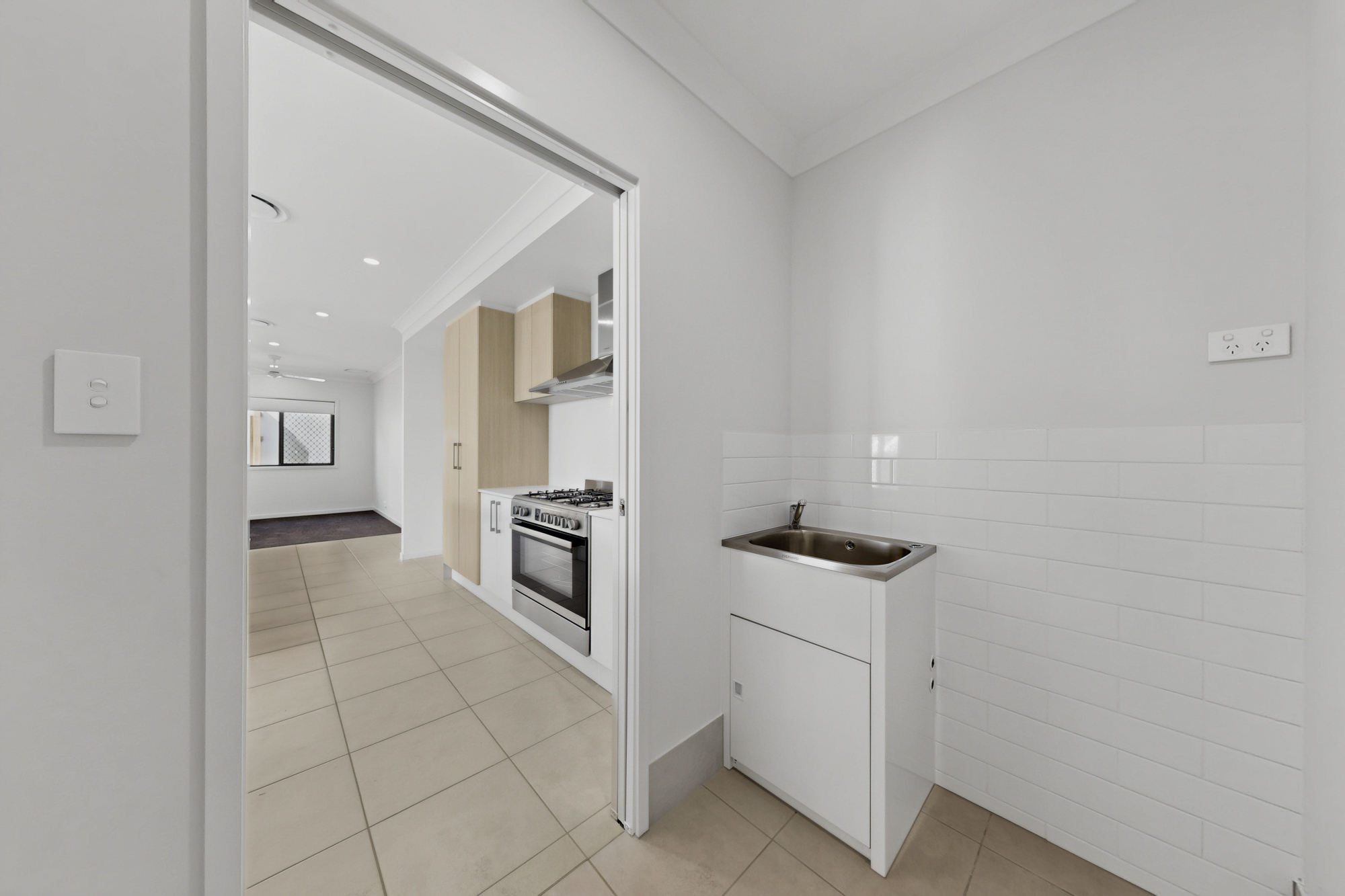 8 Califer Street, Morayfield, QLD 4506