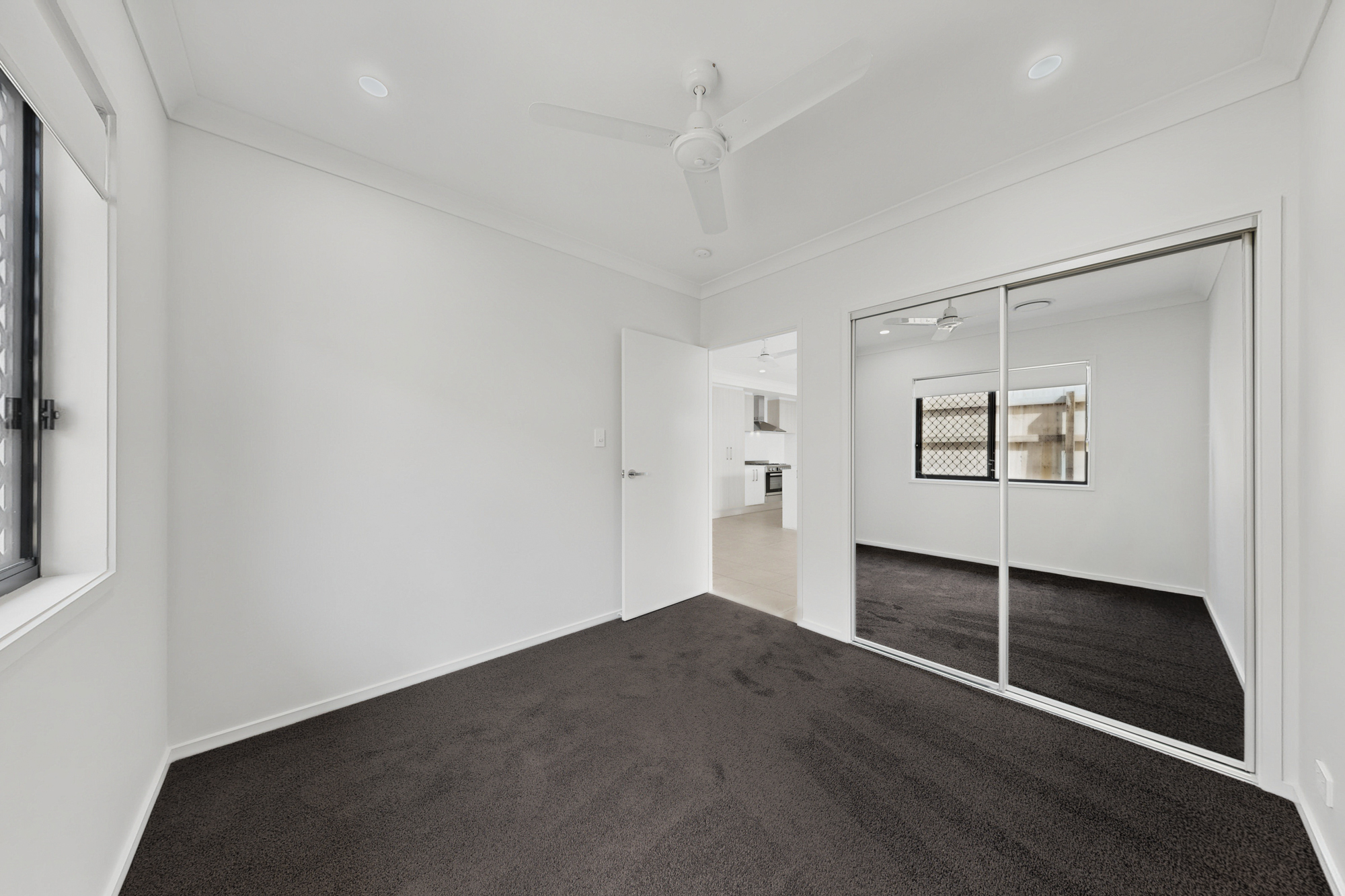8 Califer Street, Morayfield, QLD 4506
