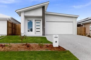 37 Stretko St, Greenbank, QLD 4124